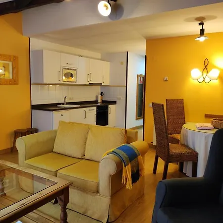 Viviendas Rurales El Covaju Кабесон-де-Льебана