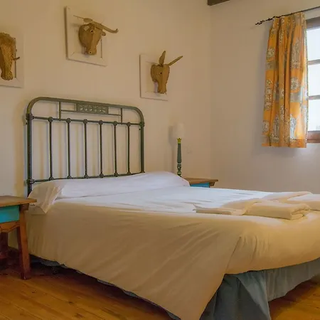 Viviendas Rurales El Covaju Кабесон-де-Льебана