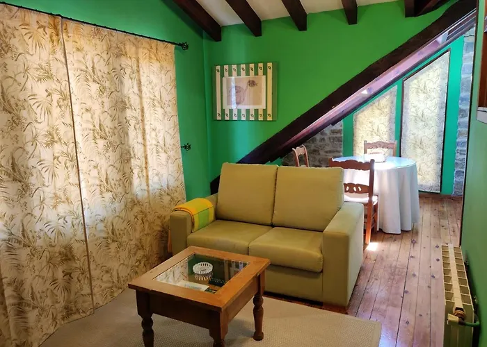 Viviendas Rurales El Covaju شقة