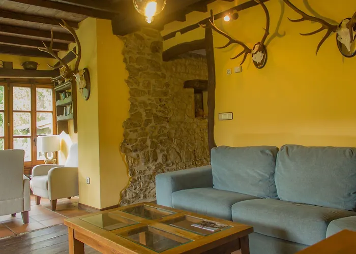 Viviendas Rurales El Covaju *