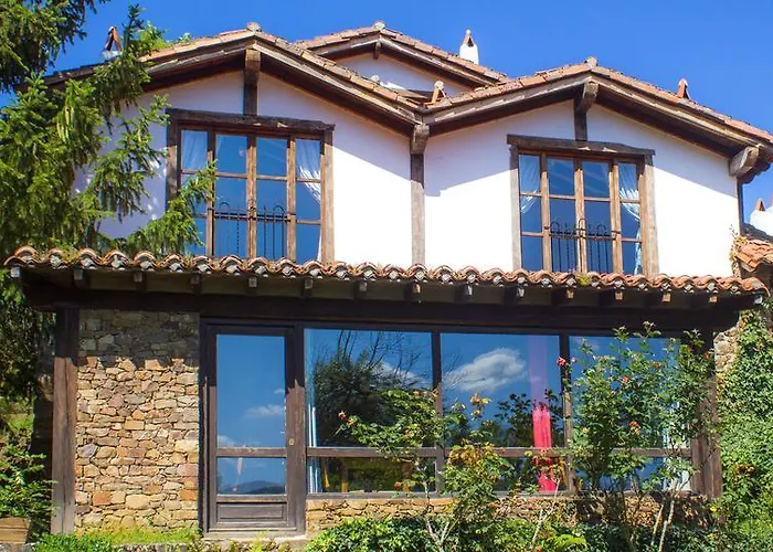 Viviendas Rurales El Covaju * Cabezón de Liébana